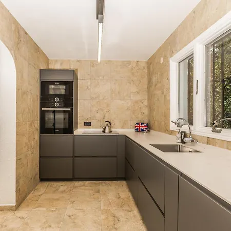 Tranquila Vila Denia