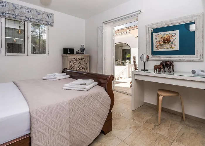 Tranquila Villa
