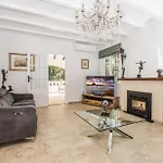 Tranquila Villa